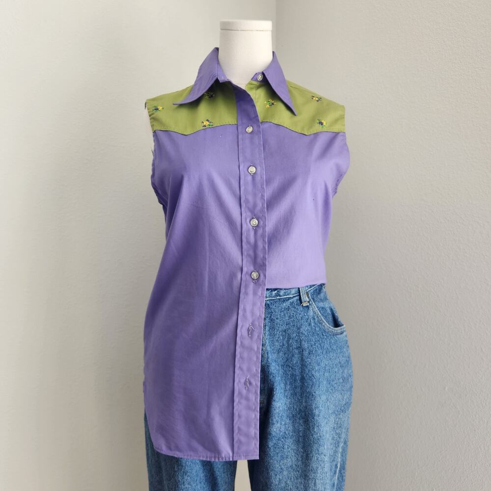 70s Vintage Western Style Purple Green Floral Sleeveless Shirt USA Poly Cotton M